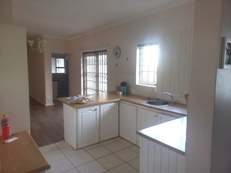 3 Bedroom Property for Sale in Gonubie Eastern Cape